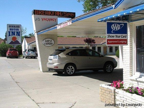Sunrise Motor Inn Коуди Екстериор снимка