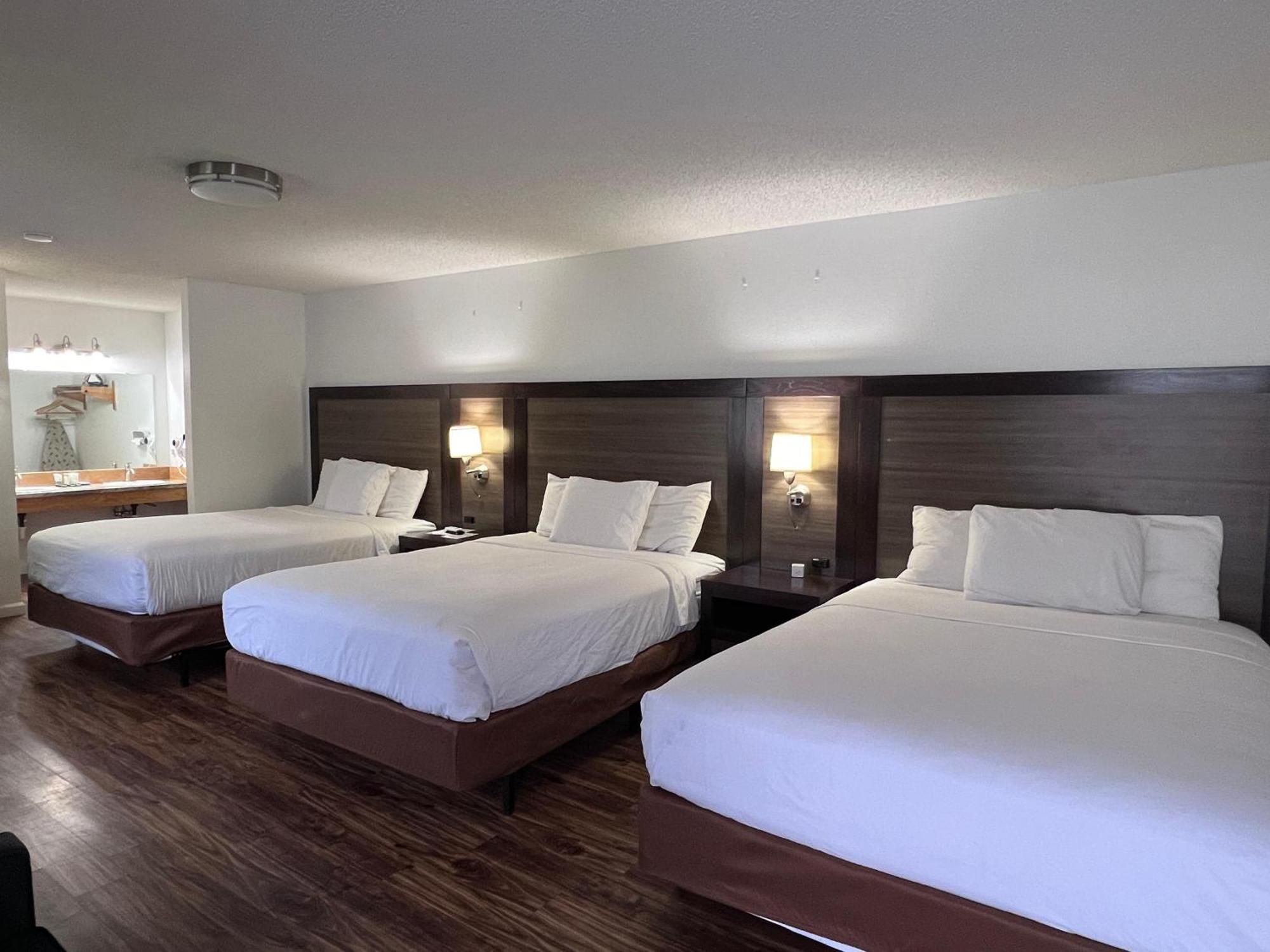 Sunrise Motor Inn Коуди Екстериор снимка