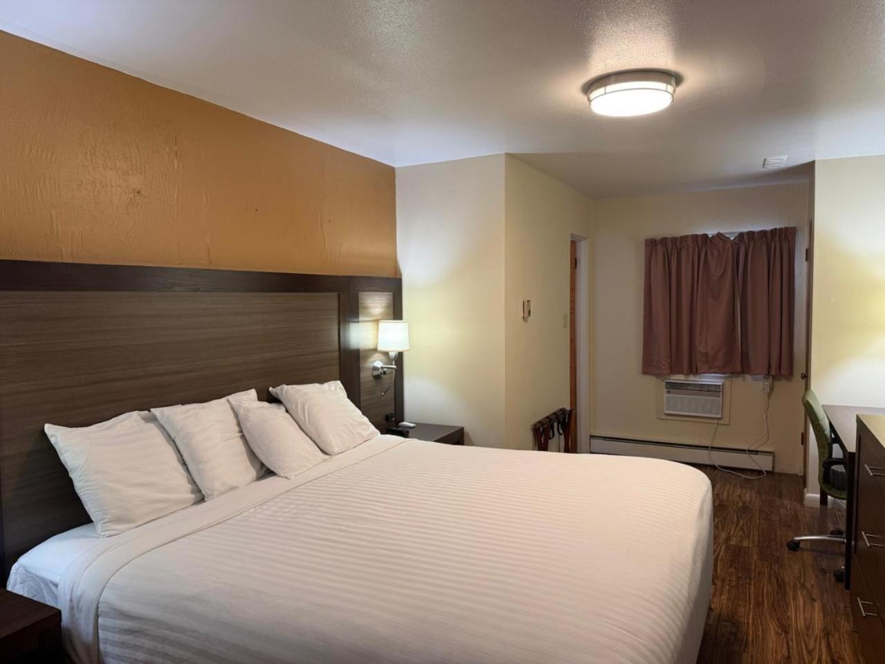 Sunrise Motor Inn Коуди Екстериор снимка