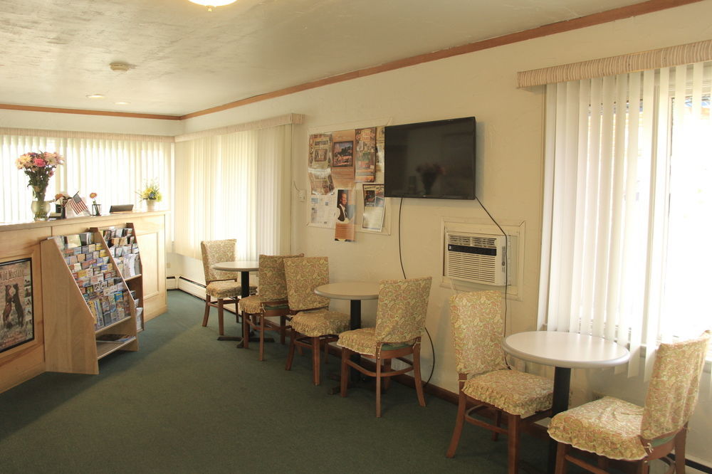 Sunrise Motor Inn Коуди Екстериор снимка