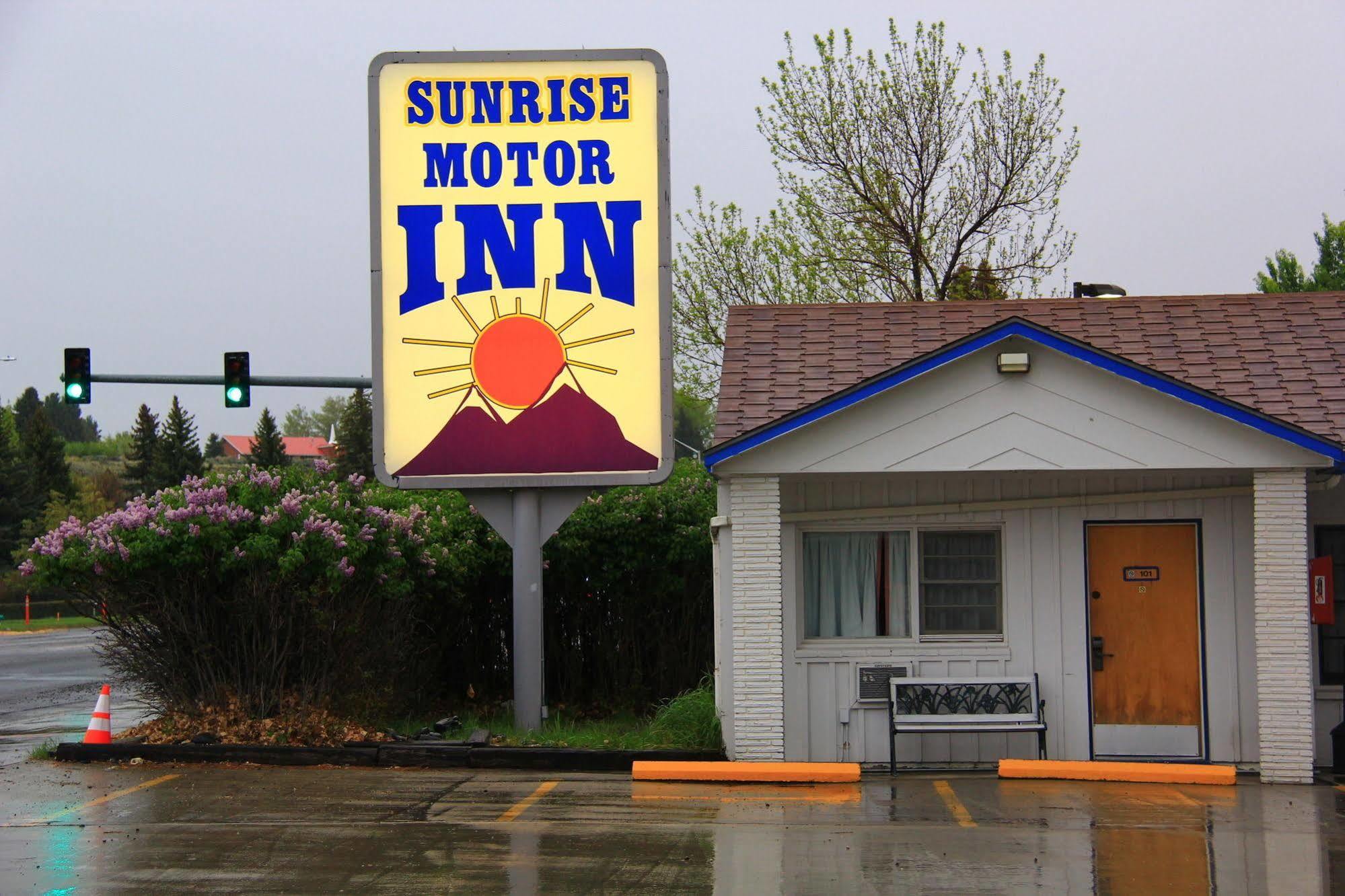 Sunrise Motor Inn Коуди Екстериор снимка
